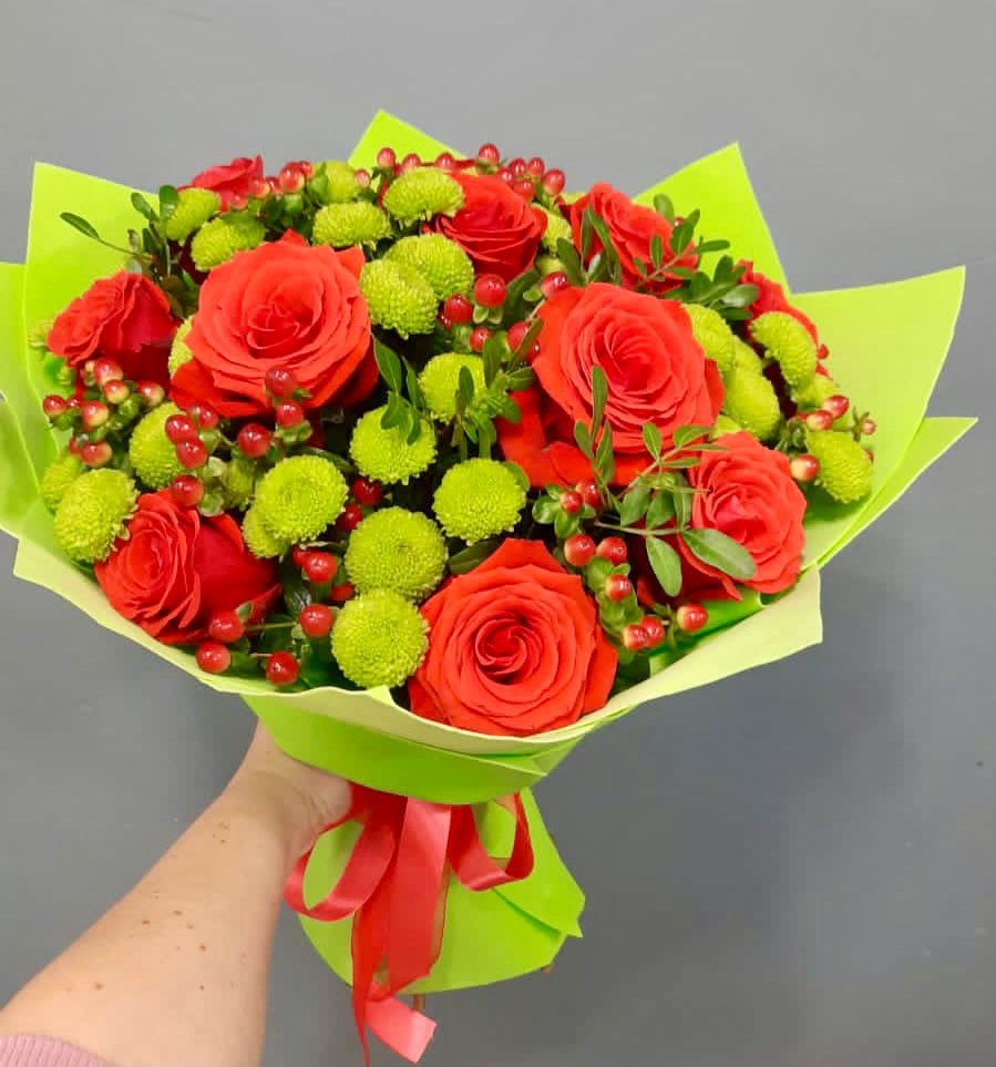 Букет цветов из: Хризантемы и Розы в Строителе Тамбовской области