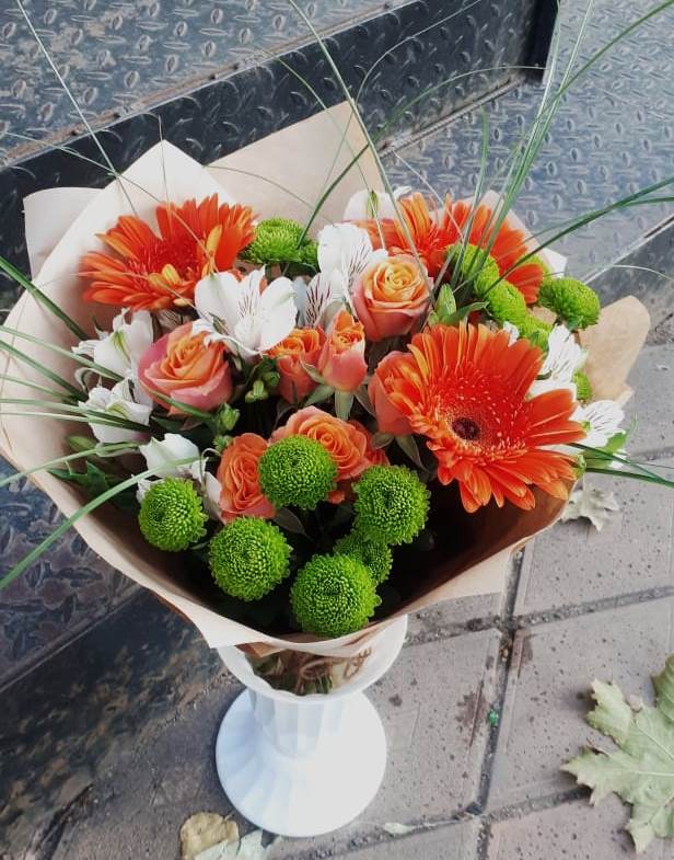 Букет цветов из: Герберы, Хризантемы, Альстромерии и Розы в Строителе Тамбовской области