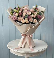 Букет цветов из:  Розы и Лизиантусы в Строителе Тамбовской области