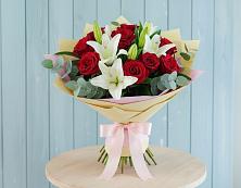 Букет цветов из:  Лилии и Розы в Строителе Тамбовской области