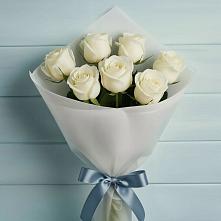 Букет 7 Белых роз Эдлесс Лав в Строителе Тамбовской области