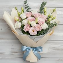Букет цветов из:  Лизиантусы в Строителе Тамбовской области
