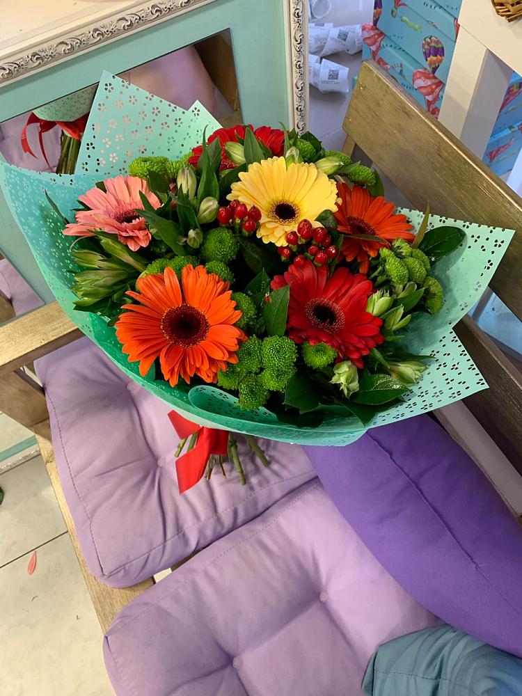 Букет цветов из: Герберы, Хризантемы и Альстромерии в Строителе Тамбовской области