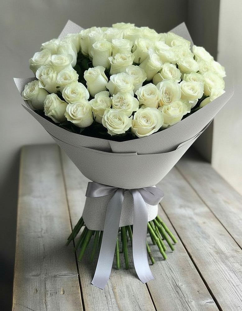 Букет 35 Белых роз в Строителе Тамбовской области