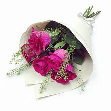 Букет цветов из:  Розы в Строителе Тамбовской области