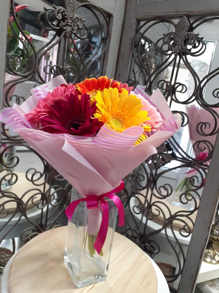 Букет цветов из: Герберы в Строителе Тамбовской области