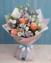 Букет цветов из:  Лизиантусы, Розы, Альстромерии и Гипсофила в Строителе Тамбовской области