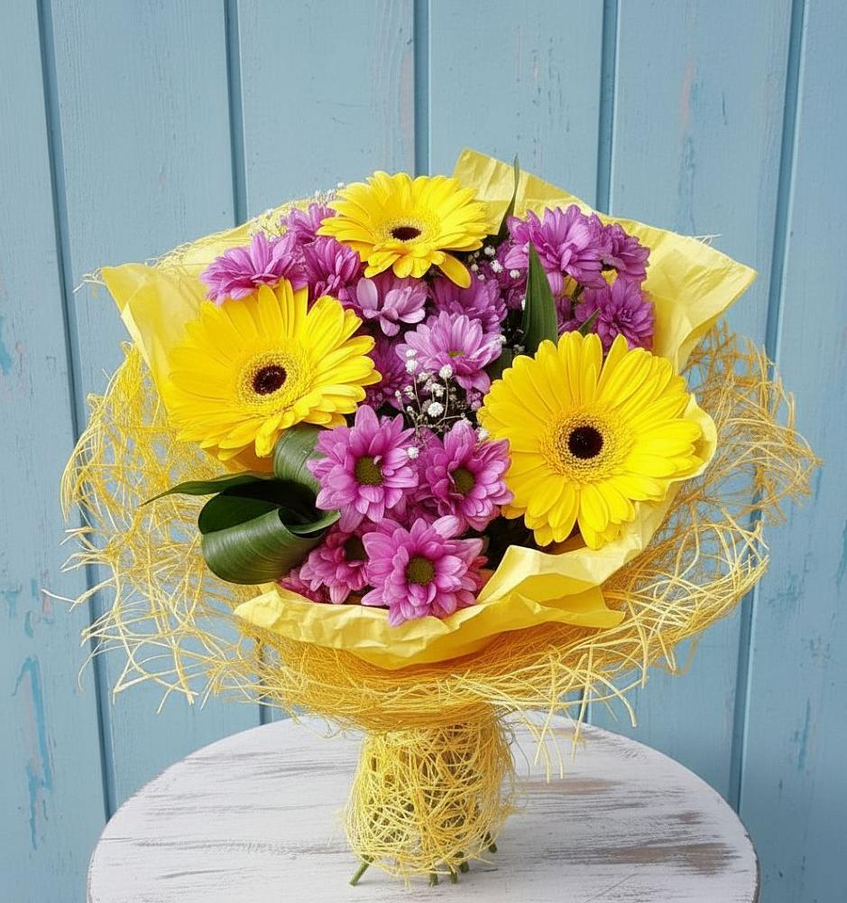 Букет цветов из: Хризантемы и Герберы в Строителе Тамбовской области