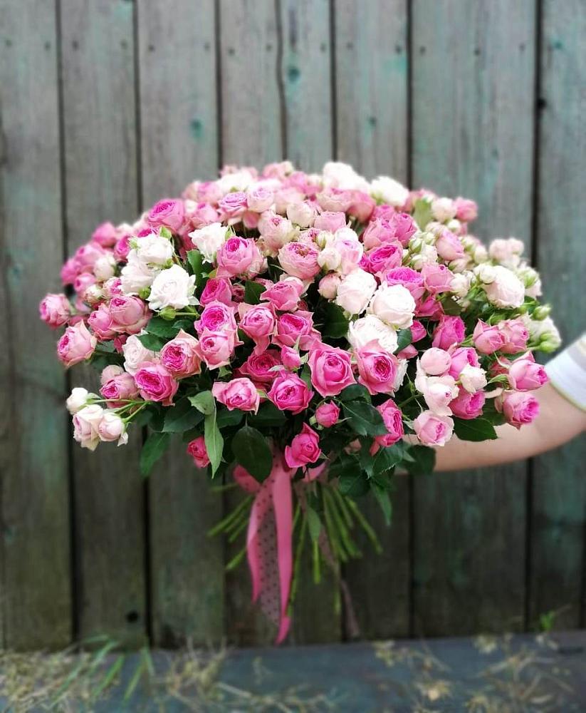 Букет Розовые кустовые розы Натали и Лав Лидия в Строителе Тамбовской области
