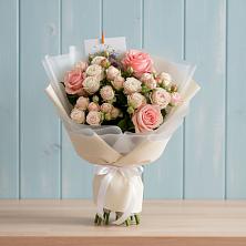 Букет цветов из:  Розы в Строителе Тамбовской области