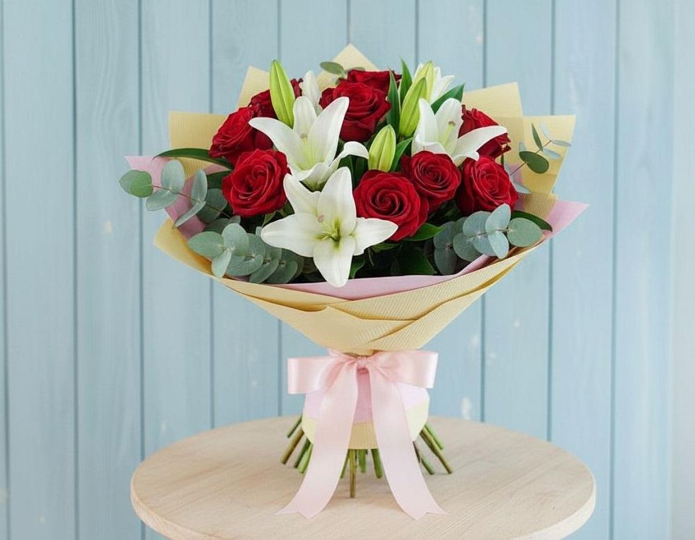 Букет цветов из: Лилии и Розы в Строителе Тамбовской области